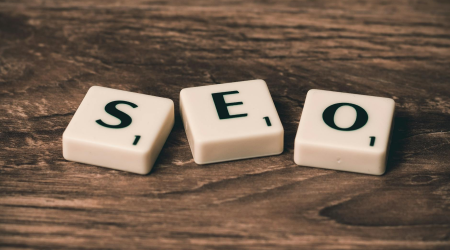 AI SEO工具推荐：七个高效AI工具助你提升网站排名！