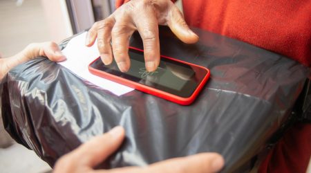 中小企业如何选择电子签名服务？7个关键指标