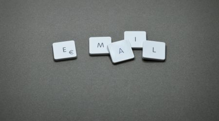 如何收发邮件