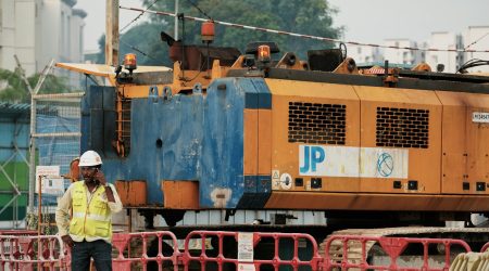 手机网站是用什么开发的