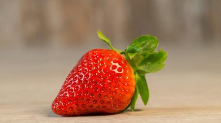 如何取出草莓种子