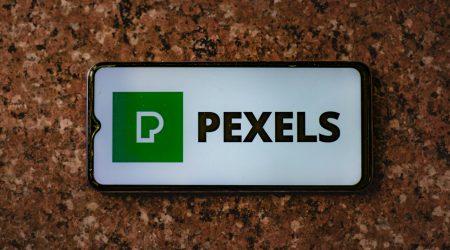 如何更改网页图片