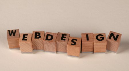 如何调用网站字体