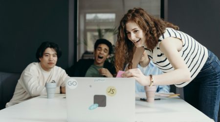 如何制作js文件