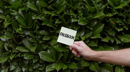 facebook如何删除动态