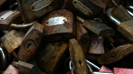 怎么给域名设置保护