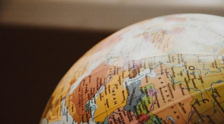 如何设置div边界