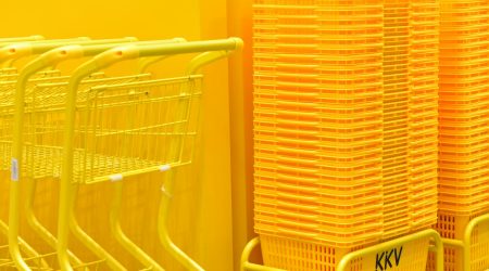 超市门口摔伤如何起诉