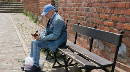 织梦如何修改电话