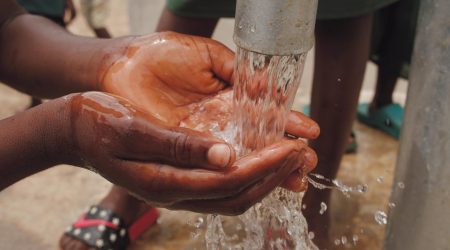 蜜源如何提现收益