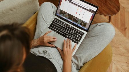 如何免费制作网页商城