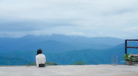 如何让div内容不换行