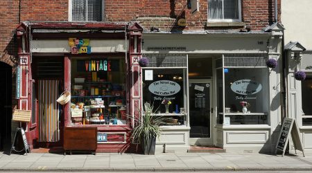 如何添加工商亮照