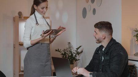 高端客户如何服务器