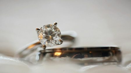 如何证明菱形四点共圆