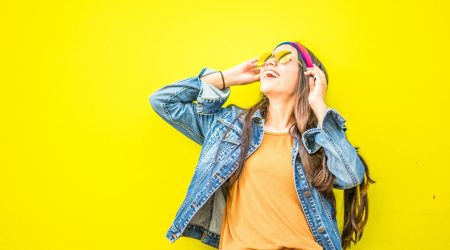 如何设计服装网站首页