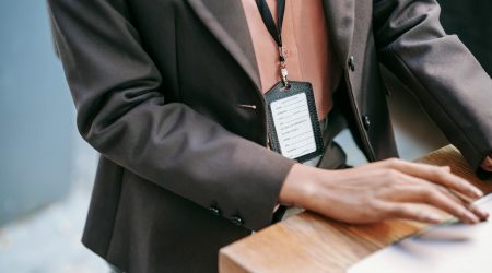 国人在线企业怎么样