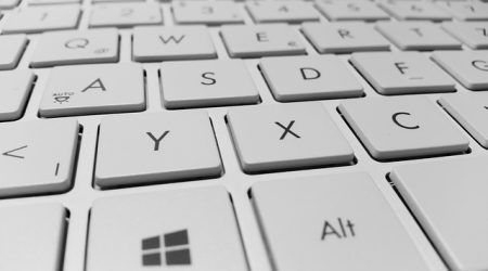 键盘上英语单词表怎么读