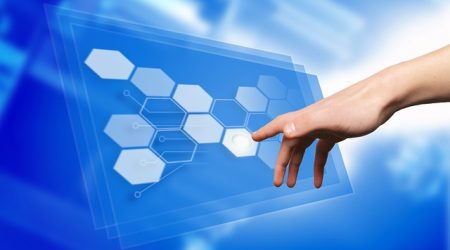 click后接什么介词